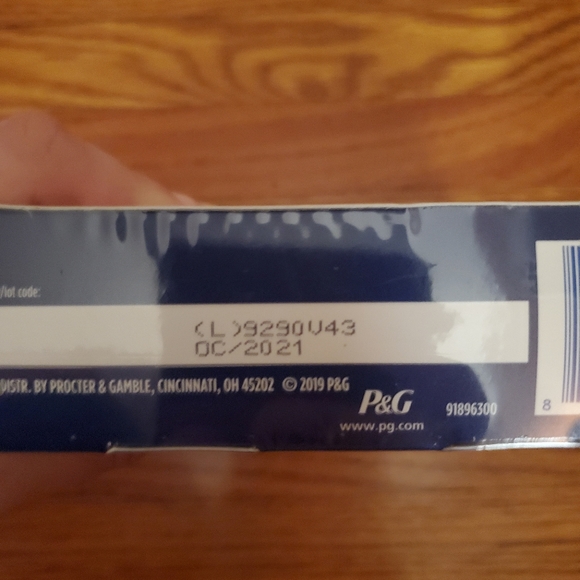 Crest whitestrips - Picture 3 of 3